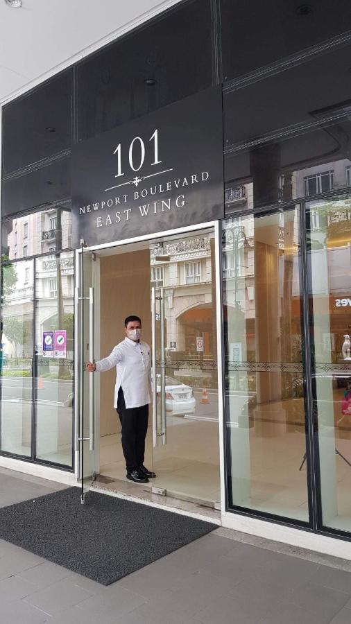 101 Newport Blvd C2 4F By Rechelle Nunag Pasay Esterno foto